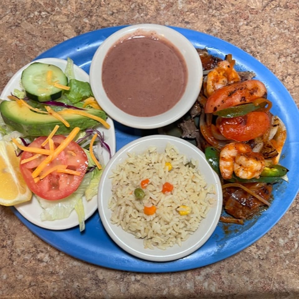 Steak Al Camarón.