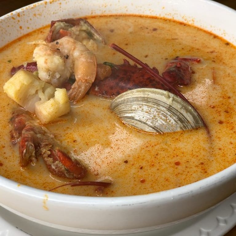 Fresh Seafood Delights: Tacos, Burritos, and More