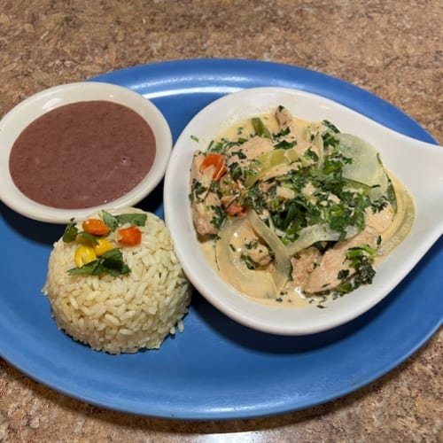 Pollo a La Crema.